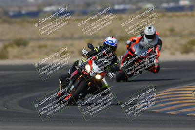 media/Apr-09-2023-SoCal Trackdays (Sun) [[333f347954]]/Turn 11 (10am)/